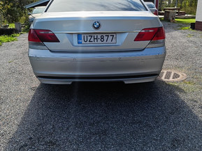 BMW 730