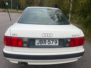Audi 80