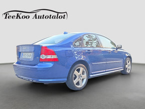 Volvo S40