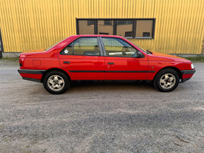 Peugeot 405