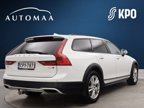 Volvo V90 Cross Country