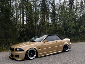 BMW 323