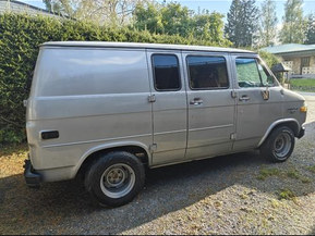 Chevrolet Chevy Van