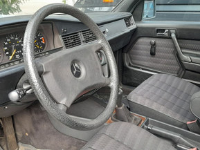 Mercedes-Benz 190