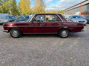 Mercedes-Benz 115