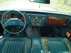 Cadillac De Ville