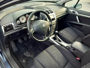 Peugeot 407