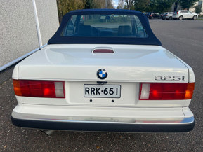 BMW 325