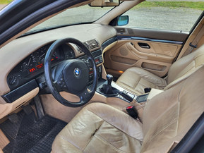 BMW 528