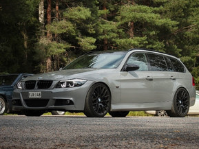 BMW 335