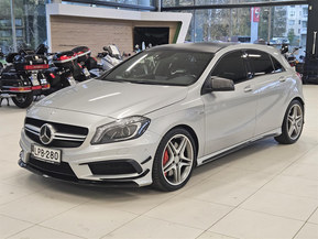 Mercedes-Benz A 45 AMG