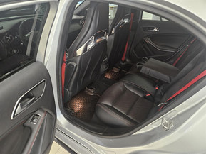 Mercedes-Benz A 45 AMG