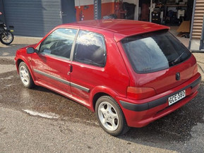 Peugeot 106