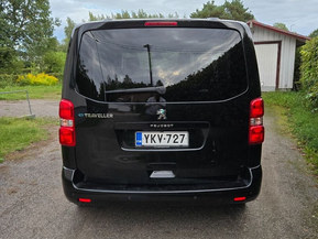 Peugeot e-Traveller