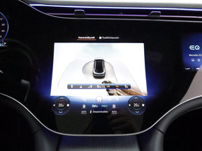 Mercedes-Benz EQS SUV