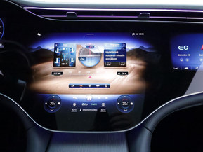 Mercedes-Benz EQS SUV