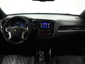 Mitsubishi Outlander PHEV