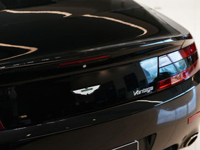 Aston Martin Vantage