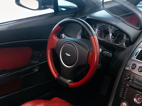 Aston Martin Vantage