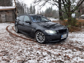 BMW 330