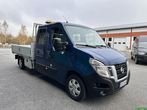 Nissan NV400