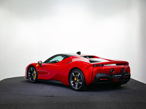 Ferrari SF90 Stradale