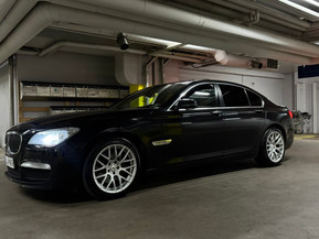BMW 740