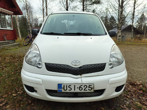 Toyota Yaris Verso