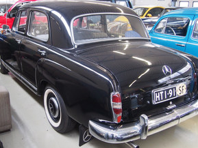 Mercedes-Benz 180