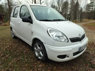 Toyota Yaris Verso