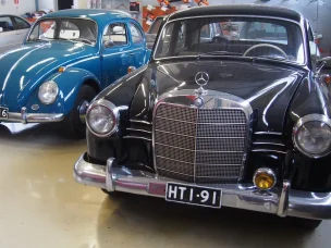 Mercedes-Benz 180