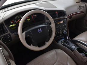 Volvo XC70