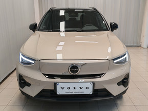 Volvo EX40