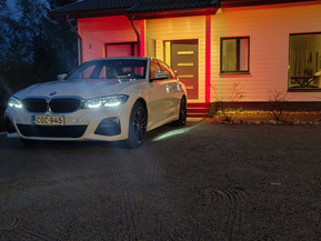 BMW 330