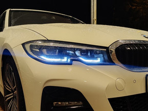BMW 330