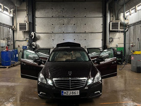 Mercedes-Benz E