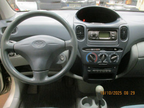 Toyota Yaris Verso