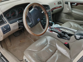Volvo XC70