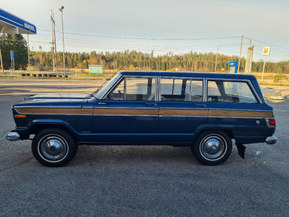 Jeep Wagoneer