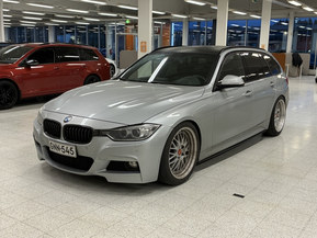 BMW 330