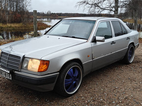 Mercedes-Benz 300