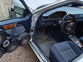 Mercedes-Benz 300
