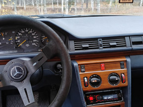 Mercedes-Benz 300