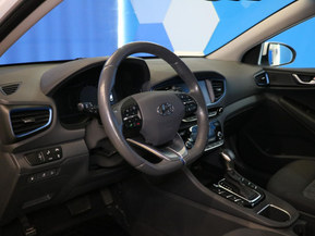 Hyundai Ioniq Plug-In