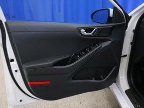 Hyundai Ioniq Plug-In