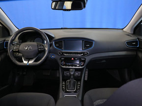 Hyundai Ioniq Plug-In