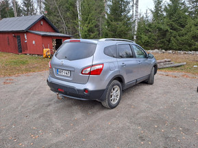 Nissan Qashqai+2