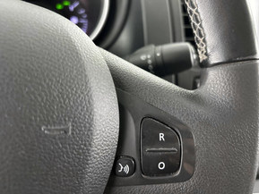 Nissan NV300