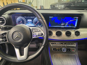 Mercedes-Benz E