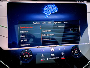 Mercedes-Benz EQE SUV